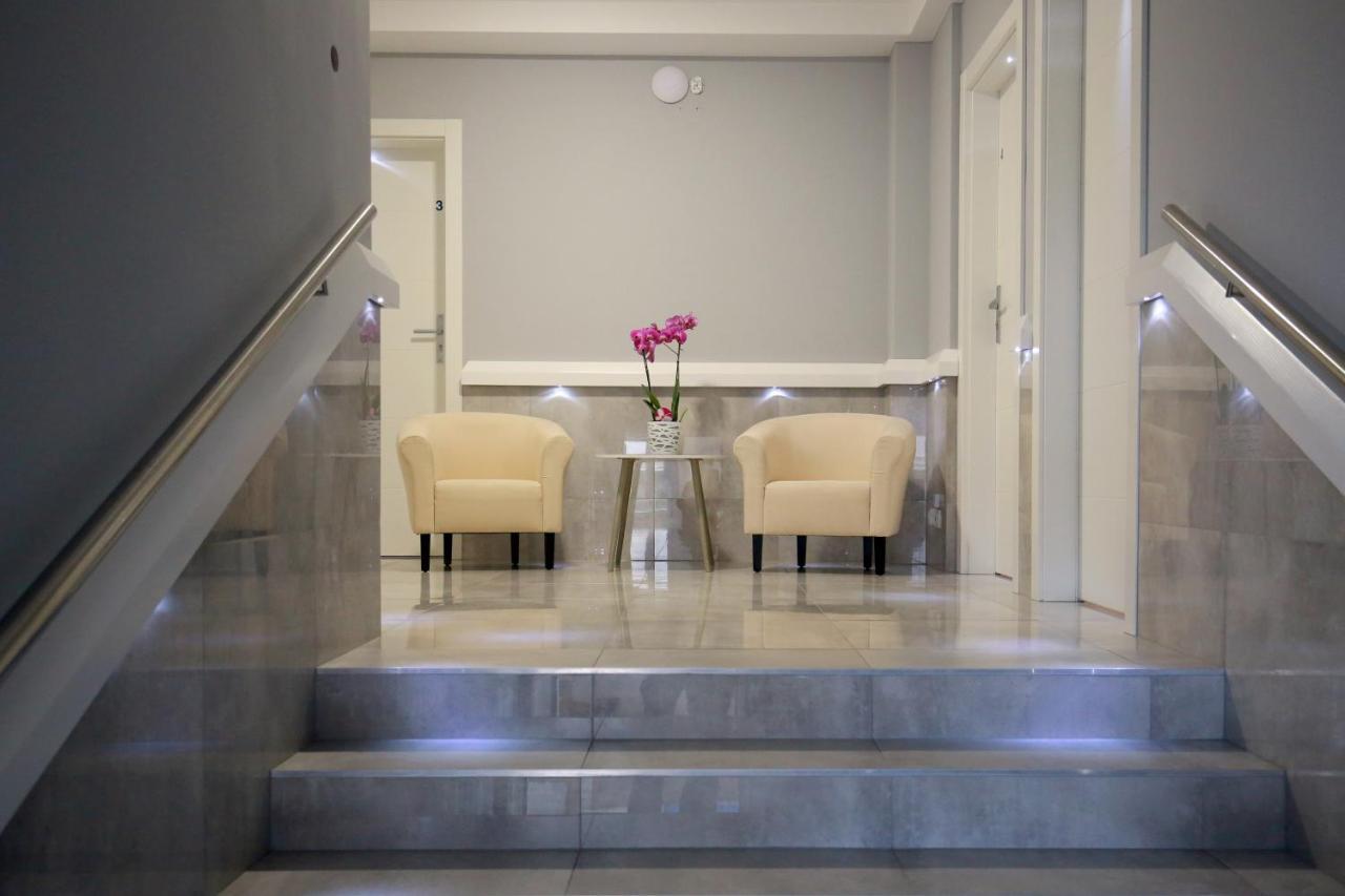Pod Rozami Apartment Гжибово Екстериор снимка