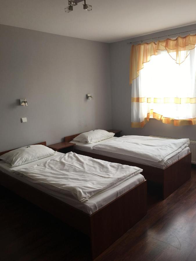 Pod Rozami Apartment Гжибово Екстериор снимка