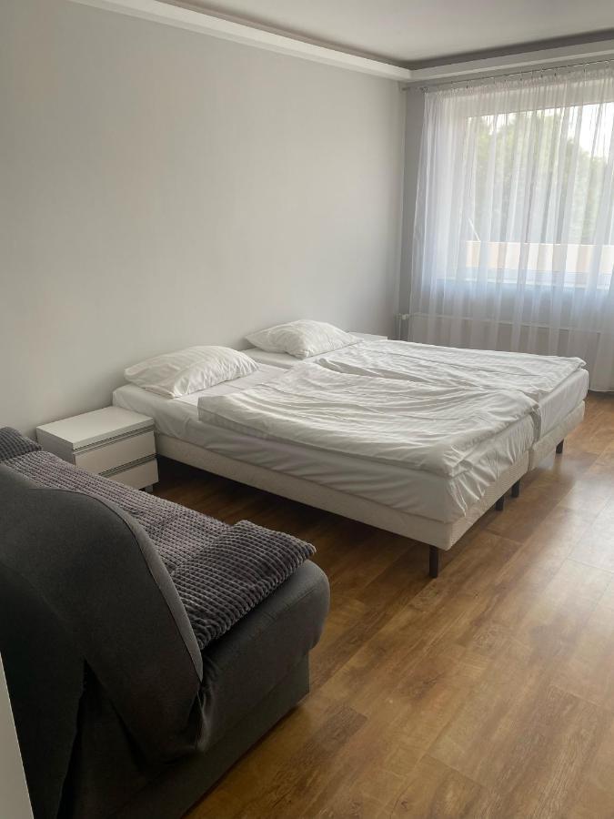 Pod Rozami Apartment Гжибово Екстериор снимка